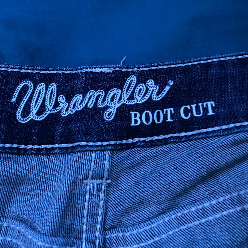 Bootcut wrangler jeans